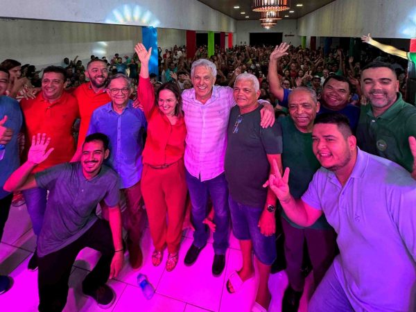 O ato festivo com a presença de João Maia aconteceu no Caravelas Clube. — Foto: Divulgação