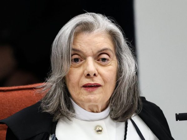 Brasília (DF), 11/09/2025 - A ministra Cármen Lúcia durante sessão na Primeira Turma do Supremo Tribunal Federal (STF), que realiza o quinto dia de julgamento dos réus do Núcleo 1 da trama golpista, formado pelo ex-presidente Jair Bolsonaro e mais sete aliados. Foto: Marcelo Camargo/Agência Brasil
