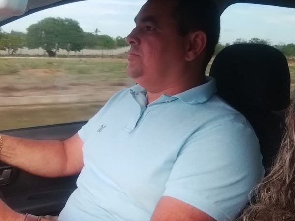 Leandro Barros Quintiliano, de 41 anos, caminhava com familiares, no momento em que foi atropelado — Foto: Cedida