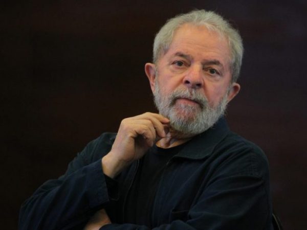 Lula foi condenado pelo TRF da 4ª Região, sediado em Porto Alegre, a 12 anos e um mês de prisão — Foto: Sérgio Castro / Estadão