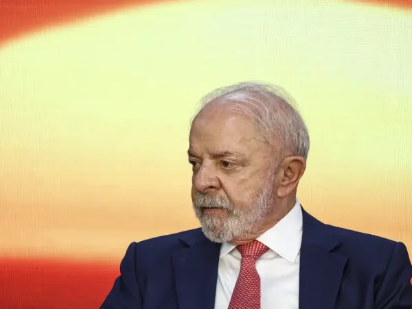 Brasília (DF), 11/02/2026 - O presidente Luiz Inácio Lula da Silva participa de cerimônia para anúncio de investimentos para ampliação e modernização de 11 aeroportos do país. Serão beneficiados os aeroportos de Congonhas (São Paulo), Campo Grande (MS), Ponta Porã (MS), Corumbá (MS), Santarém (PA), Marabá (PA), Carajás (PA), Altamira (PA), Uberlândia (MG), Uberaba (MG) e Montes Claros (MG). Foto: Marcelo Camargo/Agência Brasil