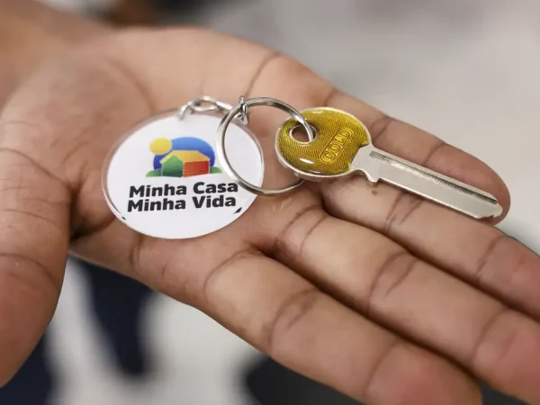 Brasília (DF), 24/03/2026 - O presidente da República, Luiz Inácio Lula da Silva, participa da entrega simultânea de 2.215 moradias do Minha Casa, Minha Vida. A cerimônia também ocorre nos municípios de Santarém (PA), Dias d’Avila (BA), Rio Largo (AL) e São Braz (AL). Foto: Marcelo Camargo/Agência Brasil