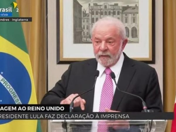 Lula disse que o governo está retomando políticas públicas que deram certo nos mandatos petistas. — Foto: Reprodução