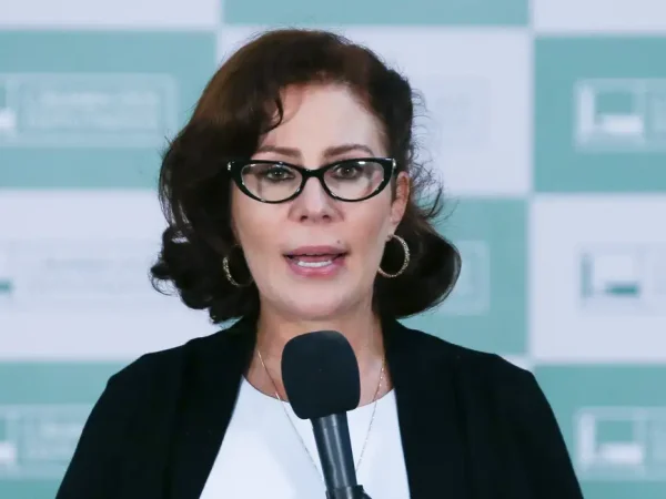 Brasília (DF) 23/04/2024  Deputada Carla Zambelli durante coletiva na Câmara dos Deputados. Foto Lula Marques/ Agência Brasil