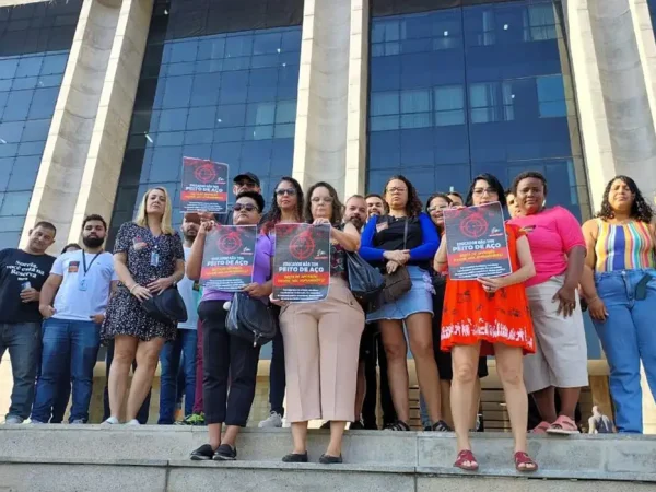 Rio de Janeiro (RJ) 23/08/2024 - Professores querem cumprimento do protocolo de segurança na Maré
Foto: Secretaria Municipal de Ordem Pública/Divulgação