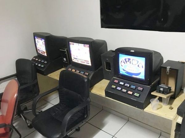 Imagem mostra algumas das máquinas apreendidas durante a operação (Foto: MP/Divulgação)