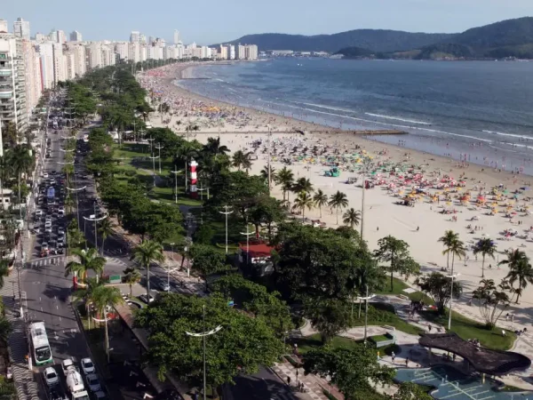 Santos (SP), 04/01/2025 - Praia da Baixada Santista. Foto: Marcelo Martins/Prefeitura de Santos