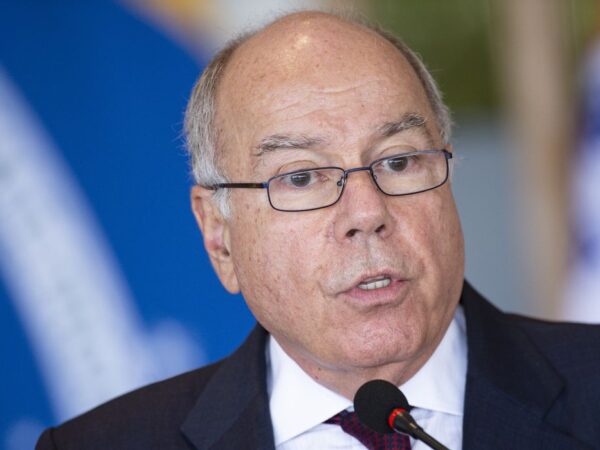 Brasília (DF), 14/12/2023 - O  ministro de Relações Exteriores, Mauro Vieira, durante declaração à imprensa, após reunião com o Ministro de Negócios Estrangeiros da República Portuguesa, João Gomes Cravinho, no Palácio do Itamaraty. Foto: Marcelo Camargo/Agência Brasil