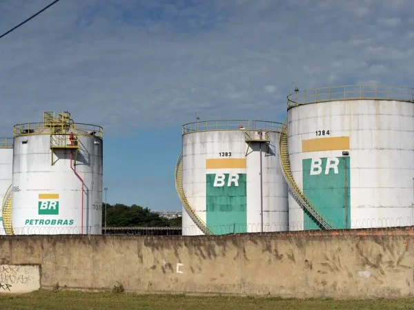Centro de Distribuição da Petrobras no SIA, Terminal Terrestre de Brasília, onde se armazena e distribui produtos da companhia para os postos de combustíveis do Distrito Federal.
