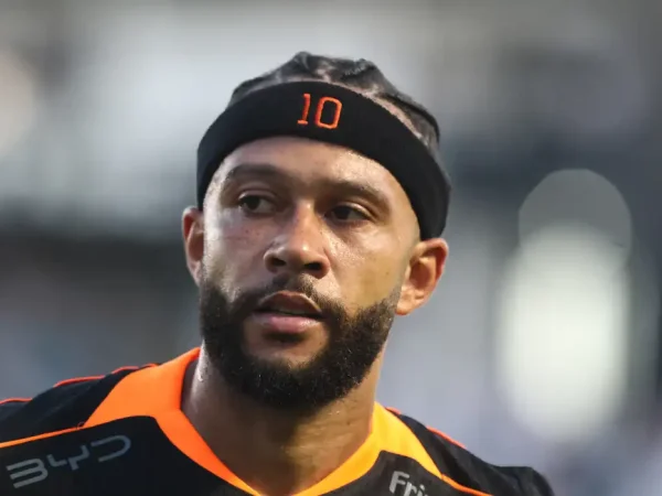 Memphis Depay em jogo do Corinthians contra o Santos
  15 de março de 2026     REUTERS/Thiago Bernardes