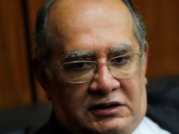 A crise entre o Executivo e o Judiciário foi agravada pelo pedido de impeachment de Alexandre de Moraes. — Foto: Adriano Machado/Reuters