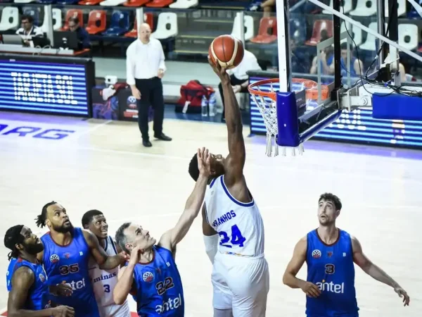 Minas Basquete vence estreia contra Biguá na Champions League de Basquete das Américas, em 14/12/2024