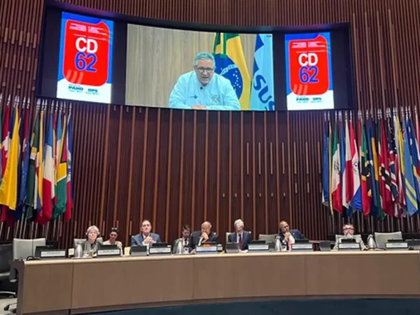 Brasília (DF), 29/09/2025 –ministro da Saúde, Alexandre Padilha, defendeu o desenvolvimento regional para produção de vacinas e medicamentos e reafirmou a posição do Brasil contra o negacionismo científico em sua participação virtual no 62° Conselho Diretor da Organização Pan-Americana da Saúde (OPAS).
Foto: David Spitz - OPAS/OMS