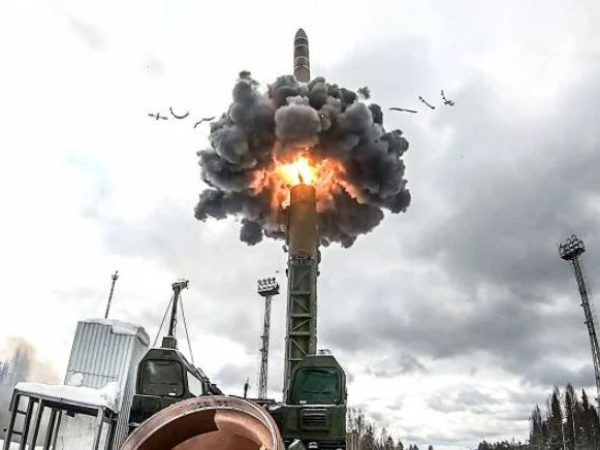 Esse tipo de armamento é de difícil detecção por sistemas de defesa. — Foto: Russian Defence MinistryTASS via Getty Images