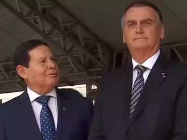 O presidente Jair Bolsonaro (PL) deixou o seu vice, Hamilton Mourão (Republicanos), sem resposta. — Foto: Reprodução
