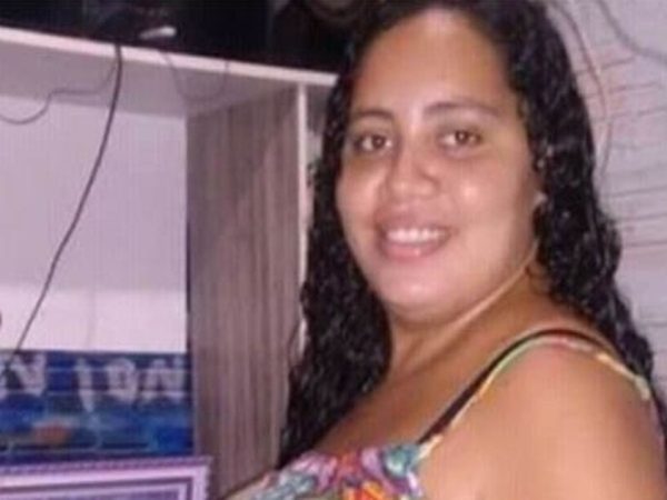 Marilia Andresa da Silva, de 23 anos foi baleada dentro de casa, em Mossoró. (Foto: Arquivo pessoal)