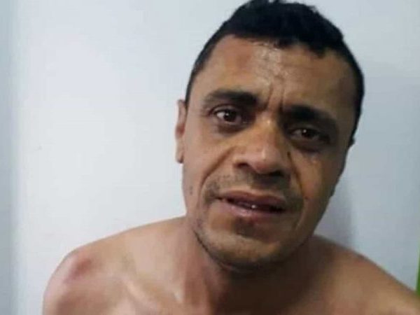 Adélio é defendido desde o ataque a Bolsonaro, em setembro de 2018, pelo escritório do advogado Zanone Manuel de Oliveira Júnior — Foto: © Reprodução.