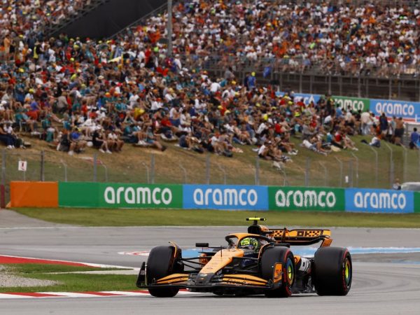 Lando Norris da McLaren durante a qualificação
22/06/2024
REUTERS/Susana Vera
