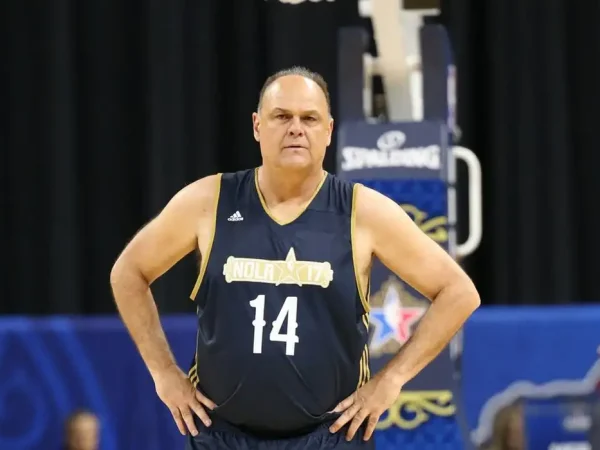 17/04/2026 - A lenda do basquete, Oscar Schmidt foi internado na manhã desta sexta-feira (17/04) após passar por um mal-estar.  Foto: oscarschmidt14/Instagram