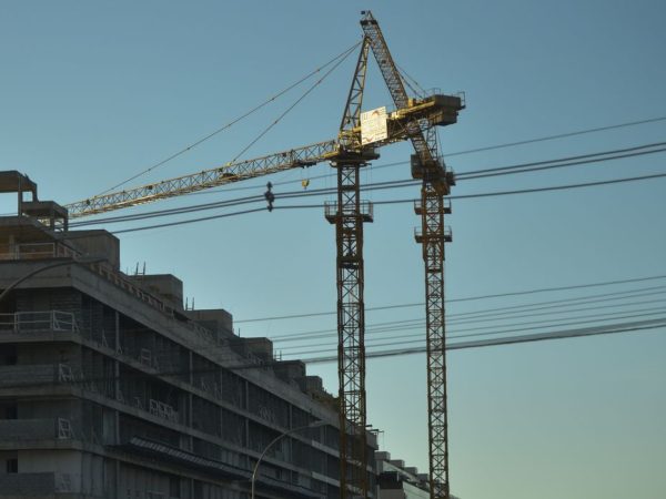 Construção de prédios residenciais e comerciais no Setor Noroeste em Brasília