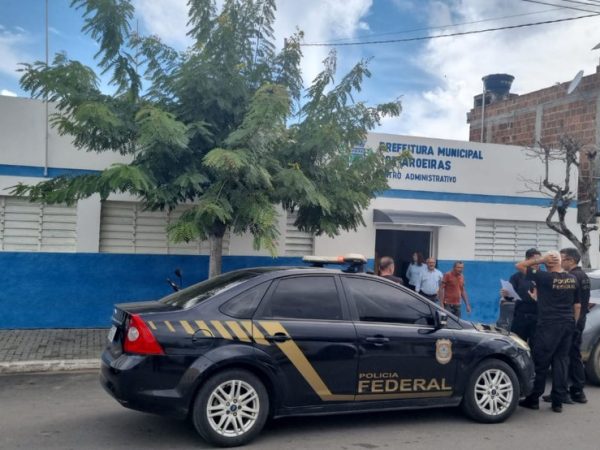 Operação Alquimia investiga esquema de desvio de recursos públicos federais. — Foto: Divulgação/Polícia Federal