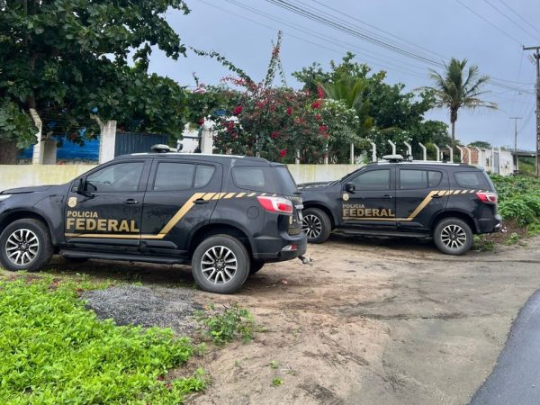 Operação em São José da Mata investiga suspeito de armazenar pornografia infantil — Foto: Divulgação/PF