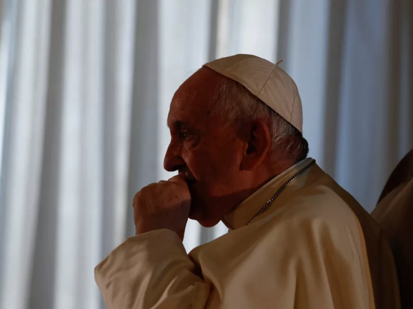Pontífice deu entrevista exclusiva à agência Reuters, no Vaticano. Líder da Igreja Católica também falou sobre seu estado de saúde, aborto nos EUA e guerra na Ucrânia.
 — Foto: Remo Casilli/Reuters