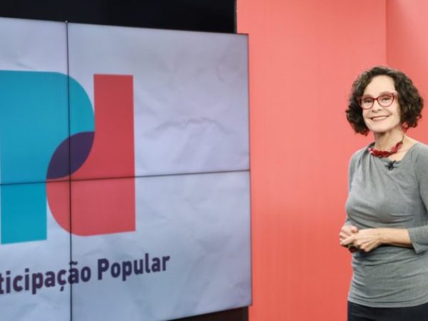 A jornalista Vania Alves apresenta o programa Participação Popular - Divulgação/TV Câmara