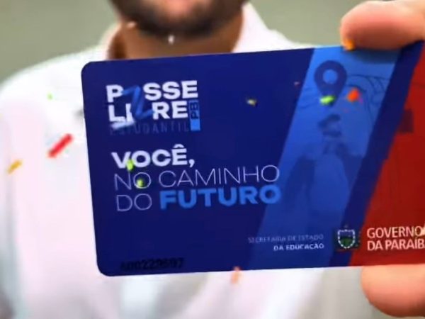 Benefício é destinado a estudantes da rede pública estadual — Foto: Divulgação/Governo da Paraíba