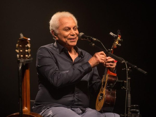 Paulinho da Viola se apresenta em Natal neste sábado — Foto: Babi Furtado e Dantas Jr. / Divulgação Qualistage