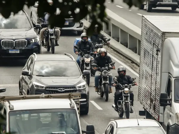 São Paulo (SP), 16/01/2025 - Aplicativo 99, lança serviço de Moto Taxi em São Paulo, contrariando norma da prefeitura que proíbe o serviço.
Foto: Paulo Pinto/Agência Brasil