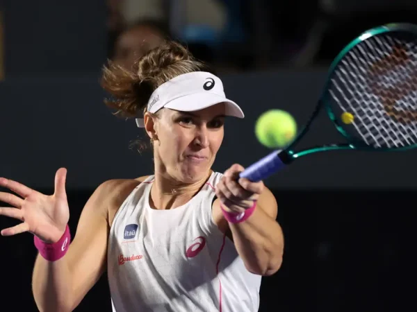 São Paulo (SP), 11/09/2025 - Tenista Bia Haddad durante partida no São Paulo Open 250, WTA - Woman's Tennis Association, realizado no Parque Vila Lobos. 
Foto: Paulo Pinto/Agência Brasil
