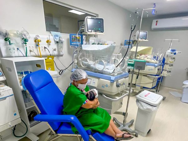 O hospital Varela Santiago presta assistência médico-social gratuita à infância do RN e atende crianças de 0 a 18 anos. — Foto: Divulgação