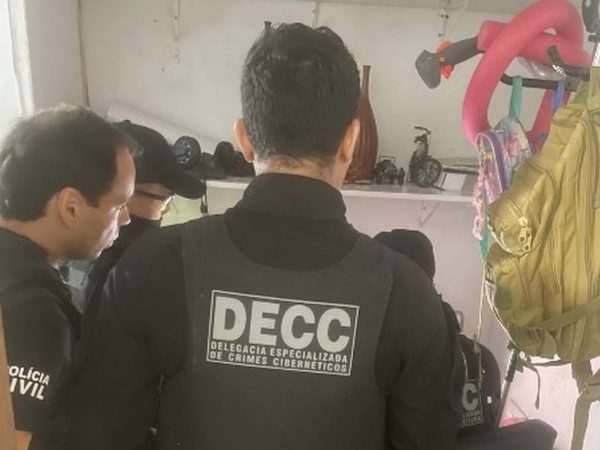 Prisão foi realizada pela Delegacia Especializada de Crimes Cibernéticos — Foto: Reprodução/Divulgação