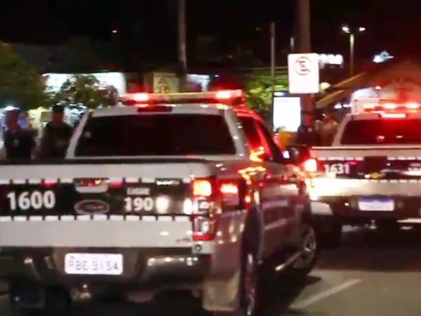 Mulher é presa por tentativa de feminicídio contra ex-companheira em Campina Grande — Foto: Reprodução Polícia Militar