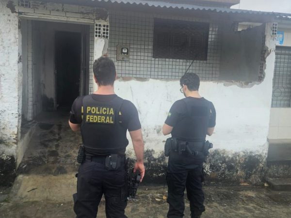 PF cumpre mandado em João Pessoa em operação contra abuso sexual infantil na internet — Foto: Divulgação/Polícia Federal