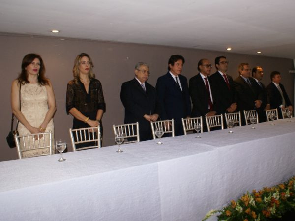A solenidade de posse reconduziu a presidência o promotor Fernando Batista de Vasconcelos (Foto: Divulgação/Assessoria)