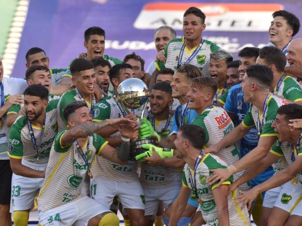 Gols de Frías, Braian Romero e Camacho garantem troféu e vaga na fase de grupos da próxima Libertadores — Foto: CONMEBOL/Sulamericana