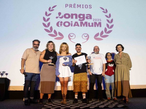 O festival transformou o auditório da Reitoria da UFRN em uma verdadeira sala de cinema, equipada com uma tela de 7x5 metros. — Foto: Divulgação