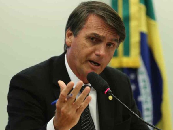 O governo foi criticado por anunciar liberação do FGTS, mas com limite de saque — Foto: © Fabio Rodrigues Pozzebom / Agência Brasil