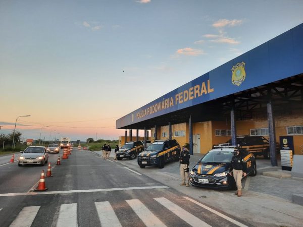 Polícia Rodoviária Federal (PRF), em Campina Grande — Foto: PRF/Divulgação