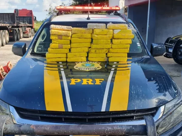 PRF apreende 29 kg de pasta base de cocaína em Mossoró — Foto: Cedida