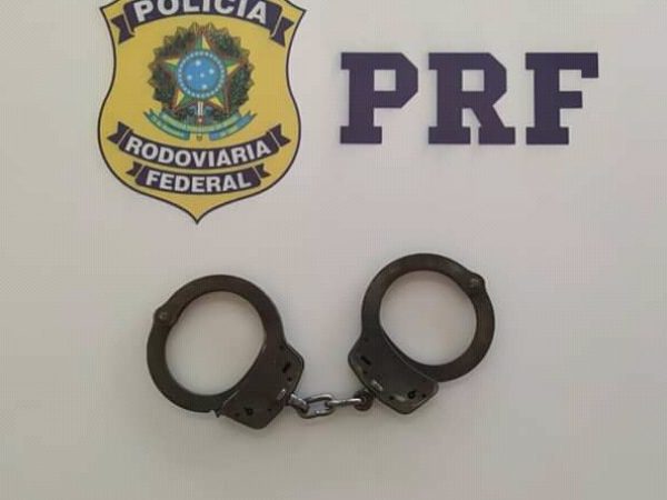 O homem foi preso em flagrante e a ocorrência encaminhada à Delegacia de Polícia Civil de São José de Mipibu — Foto: PRF RN