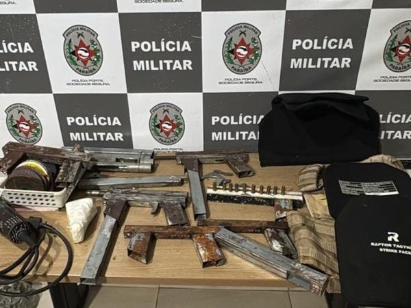 Fábrica clandestina de armas é fechada em João Pessoa; homem é preso — Foto: Polícia Militar da Paraíba