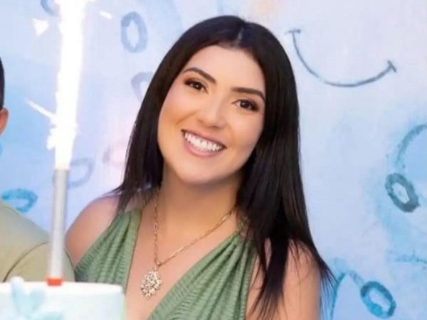 Silvanna Hermínia da Cruz, de 31 anos, morrem em acidente entre moto e caminhão do Corpo de Bombeiros — Foto: Redes sociais