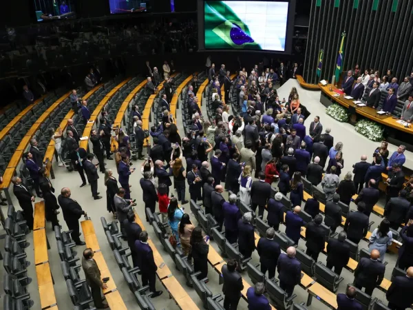 Brasília, DF 02/02/2026 - O presidente do Congresso, senador Davi Alcolumbre, o presidente da Câmara, deputado Hugo Motta, o presidente do STF,  Edson Fachin, e o ministro da Casa Civil, Rui Costa, participam da sessão de reabertura dos trabalhos do Congresso Nacional. Foto: Fabio Rodrigues-Pozzebom