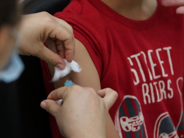 O Distrito Federal começou a vacinar crianças acima de 6 anos contra a COVID-19