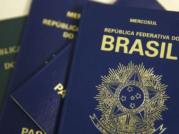 A inflação elevada e alta taxa de juros não impediu a parcela privilegiada da população brasileira de retomar o hábito de viajar para o exterior. — Foto: AGÊNCIA BRASIL/MARCELO CAMARGO