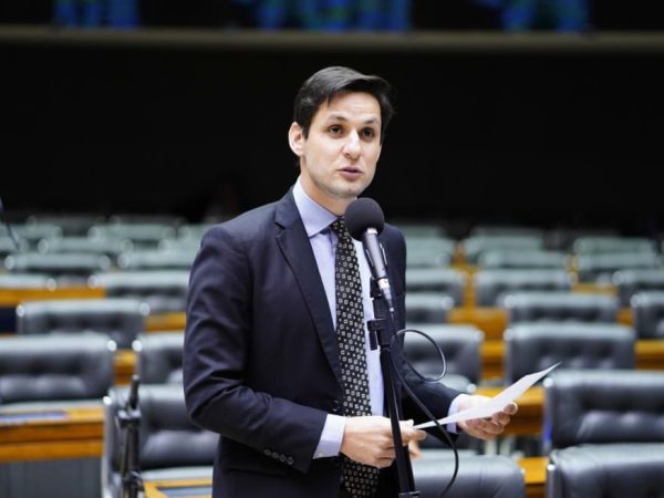 Rafael Motta é pré-candidato a prefeito de Natal — Foto: Pablo Valadares/Câmara dos Deputados