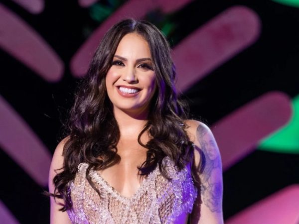 Raphaela Santos é uma das atrações confirmadas no São João 2026 de Santa Luzia — Foto: Reprodução